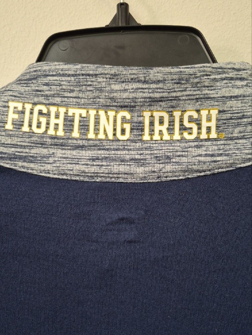 NCAA Notre Dame Fighting Irish 1/4 Zip Performance Jersey Mens L Leprechaun Logo